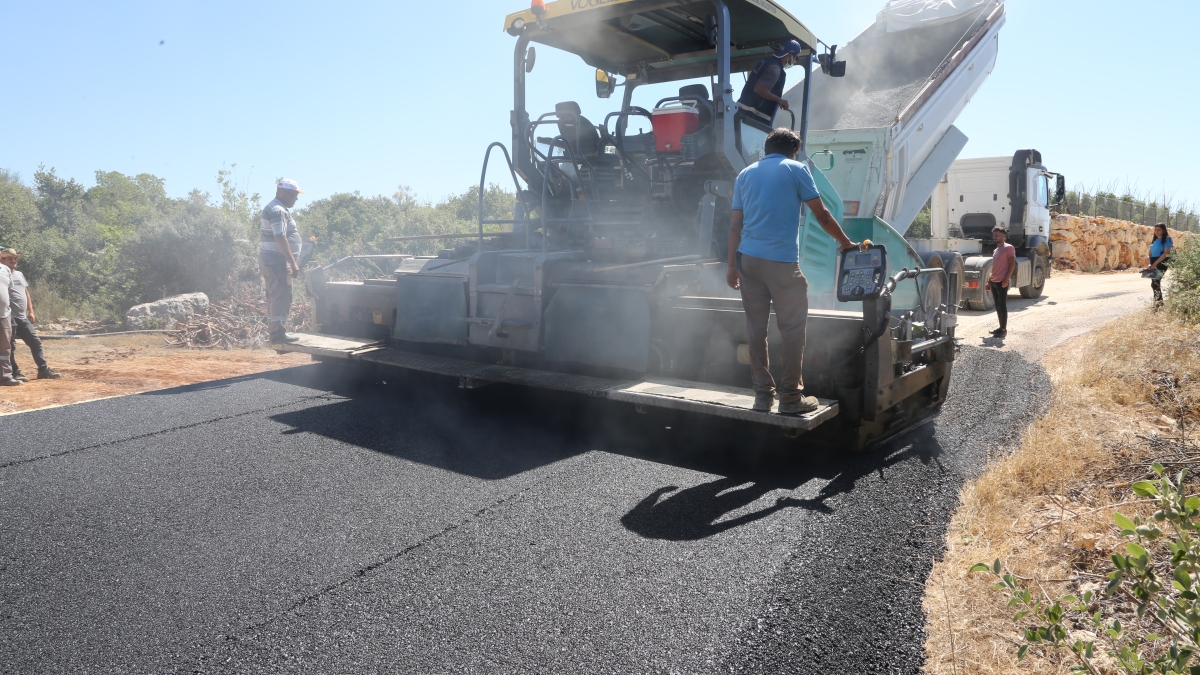 “Erdemli Belediyesi’nden 450 KM Yol, 206 Milyon TL’lik Yatırım”