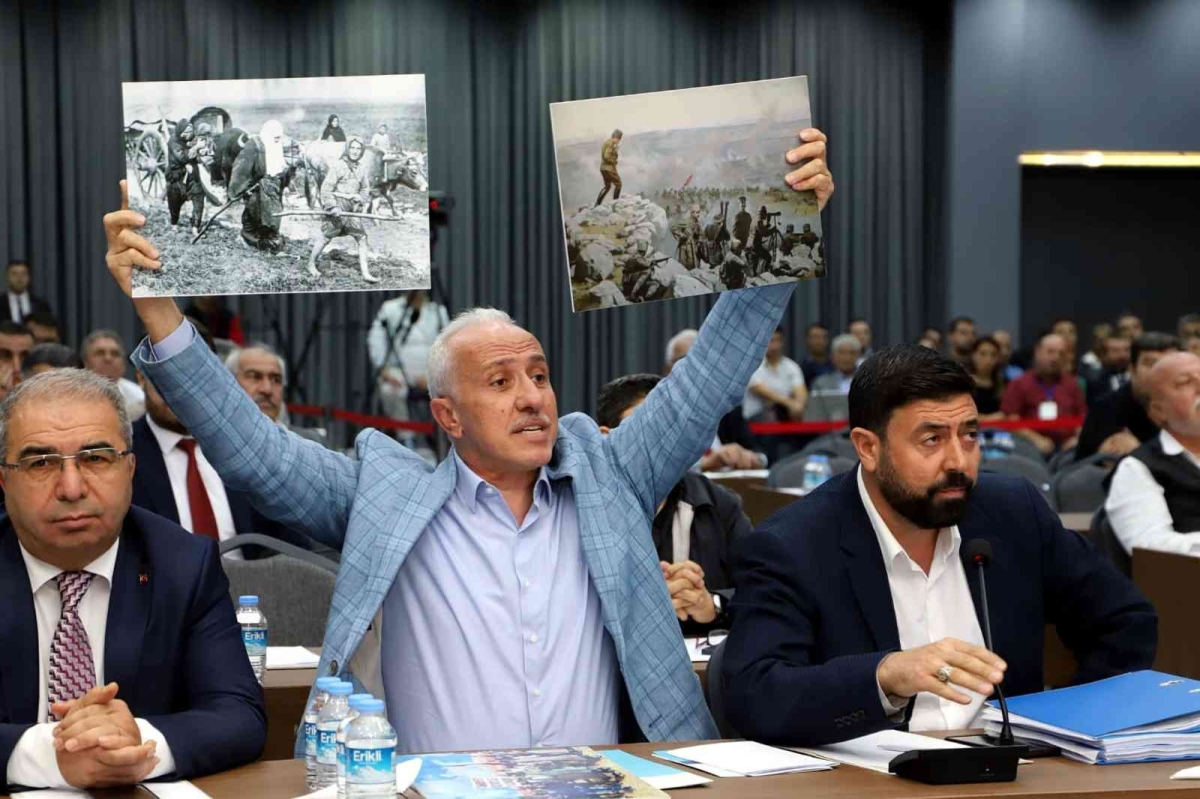 Gültak’tan Büyükşehir Belediye Başkanı Seçer’e SİHA tepkisi
