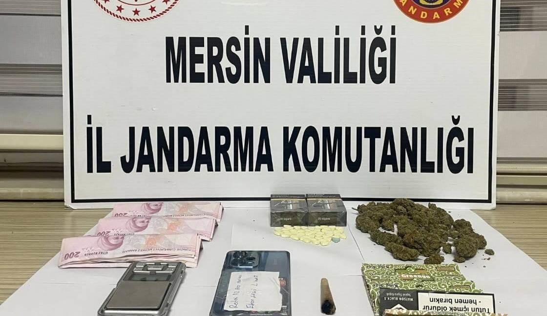 Silifke’de 5 kişi çok miktarda uyuşturucu ile yakalandı
