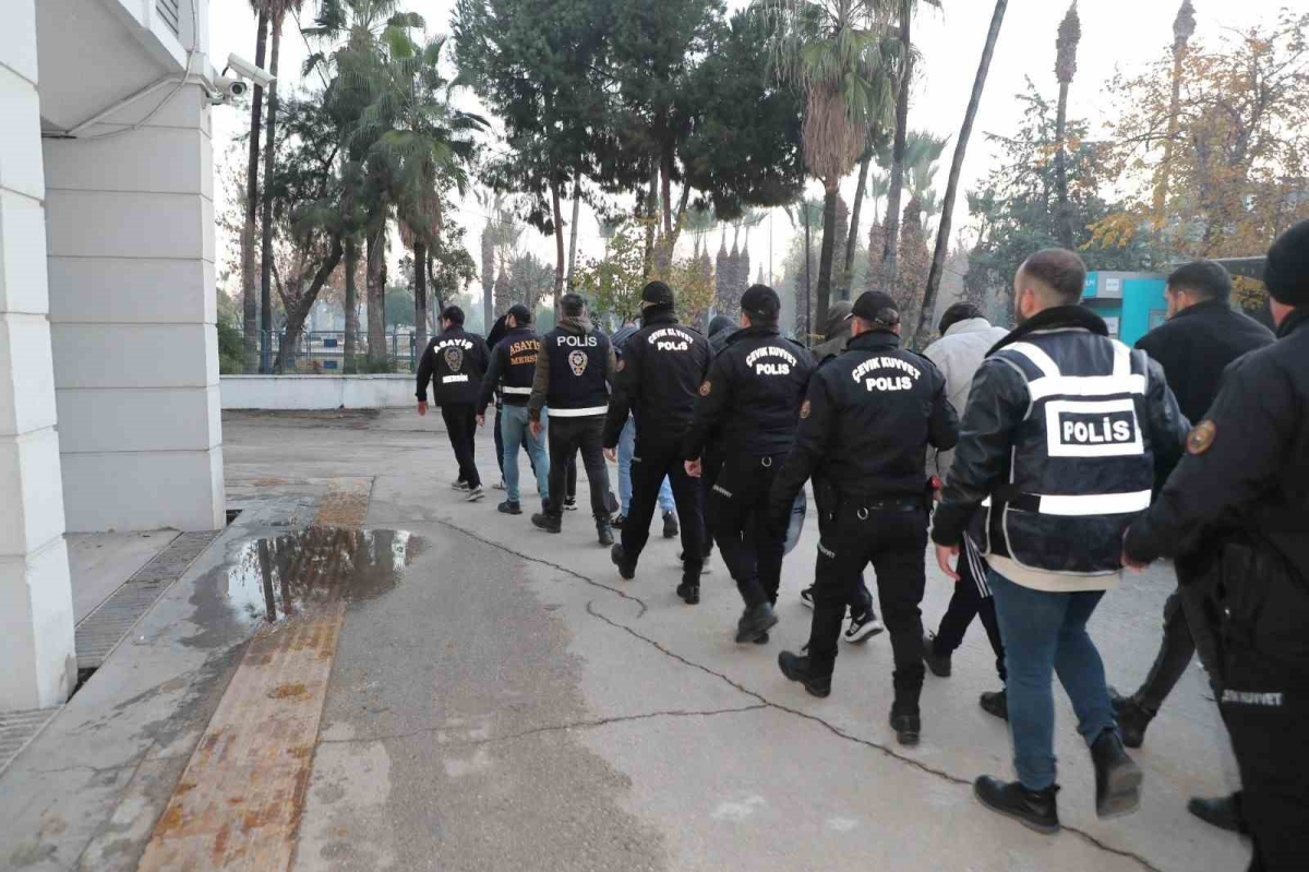 Mersin polisinden ’Ajans’ operasyonu 16 tutuklama
