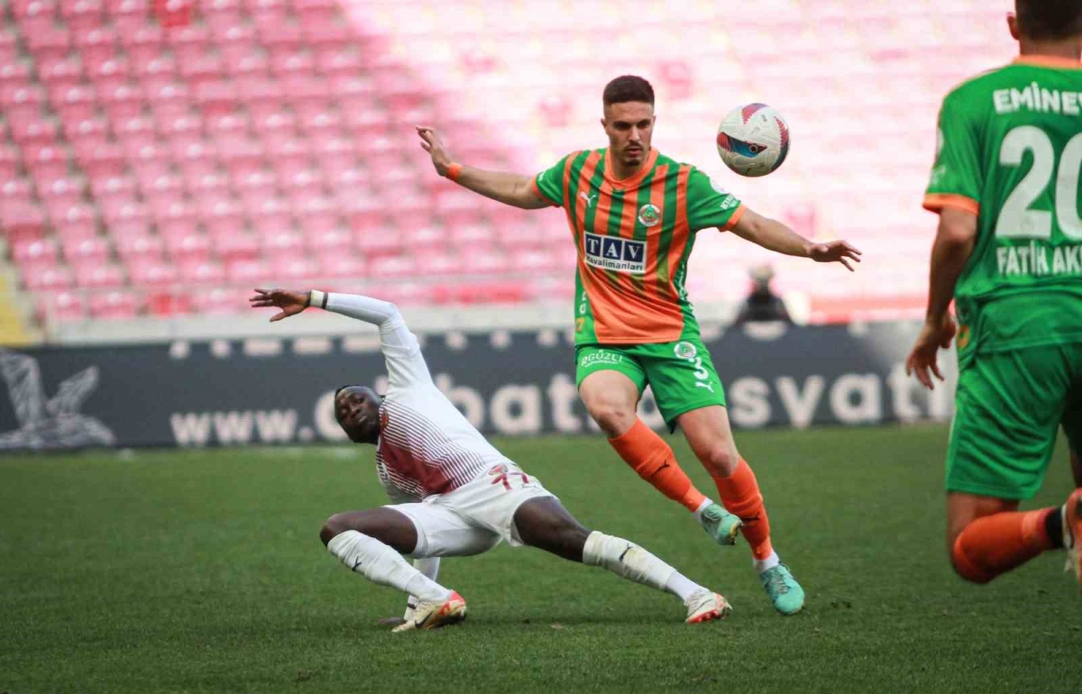 Trendyol Süper Lig
Atakaş Hatayspor 1 Corendon Alanyaspor 0 
