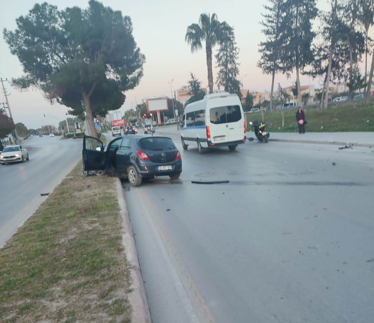 Tarsus’ta trafik kazası: 3 yaralı
