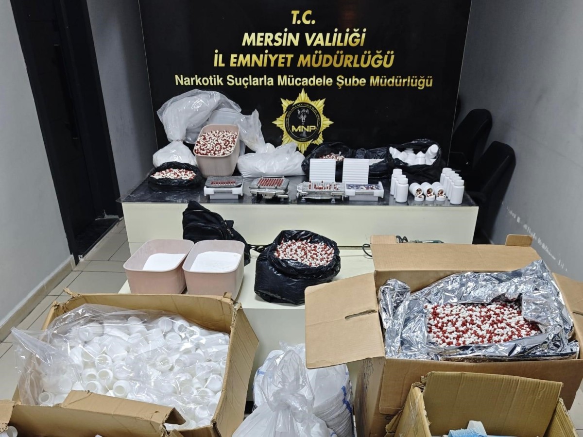 Mersin’de sentetik ecza imalathanesine operasyon
