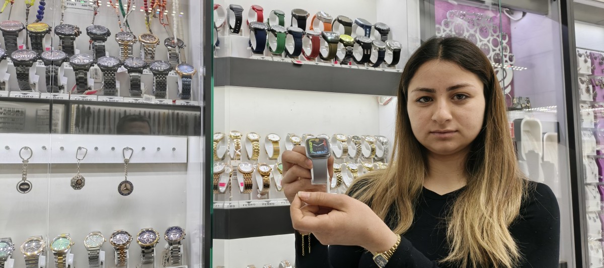Birini satın aldı, diğerini çaldı
