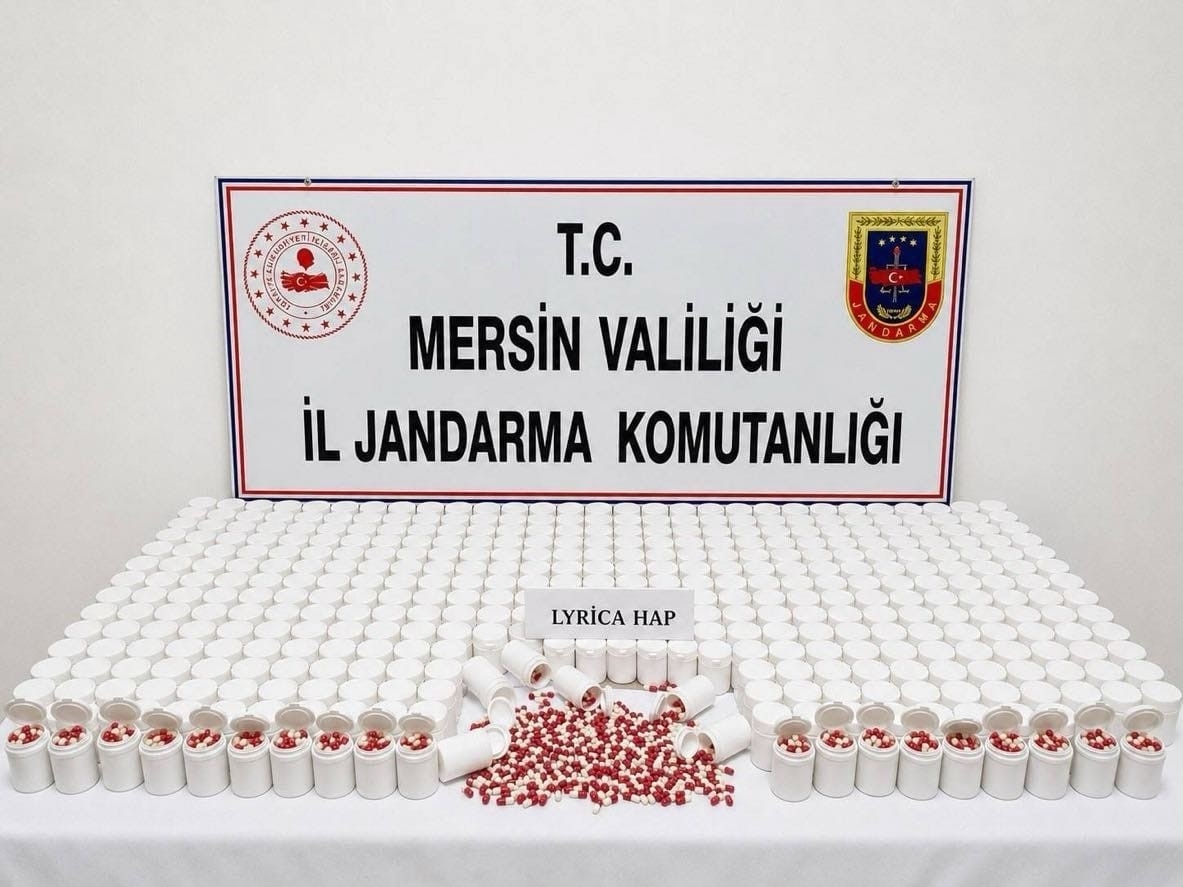 Mersin’de 22 bin 400 sentetik hap ele geçirildi