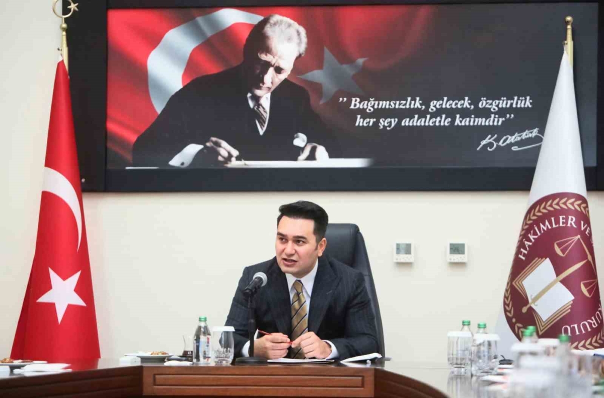 Başsavcı Emre: