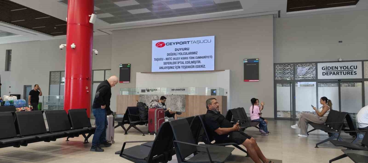 Taşucu Limanı’nda Kıbrıs seferleri iptal edildi
