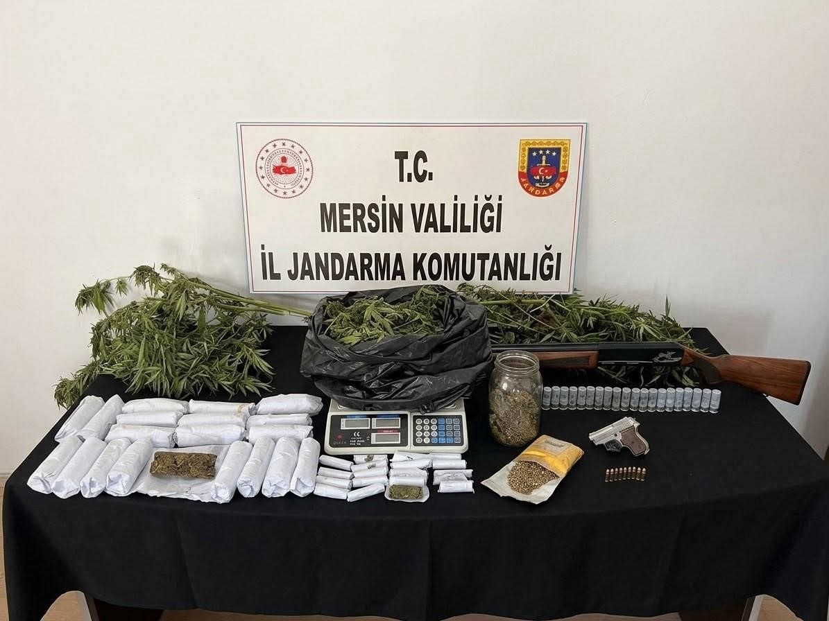 Mersin’de uyuşturucu operasyonlarında 4 şüpheli tutuklandı