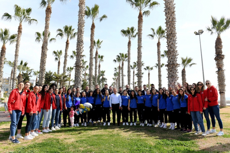  Başkan Seçer, Büyükşehir Belediyesi GSK sporcularıyla buluştu 