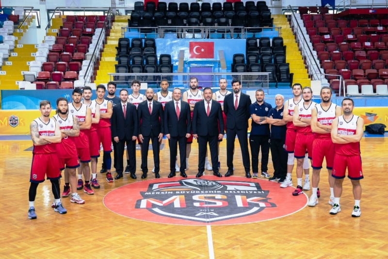 Büyükşehir Belediyesi Erkek Basketbol Takımı yeni maçlara sıkı hazırlanıyor 