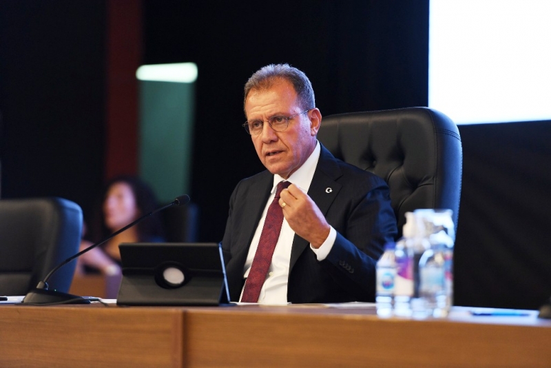 Meclis, Başkan Seçer’e Mersin Metrosu için 900 milyon TL’lik finansman yetkisini verdi 
