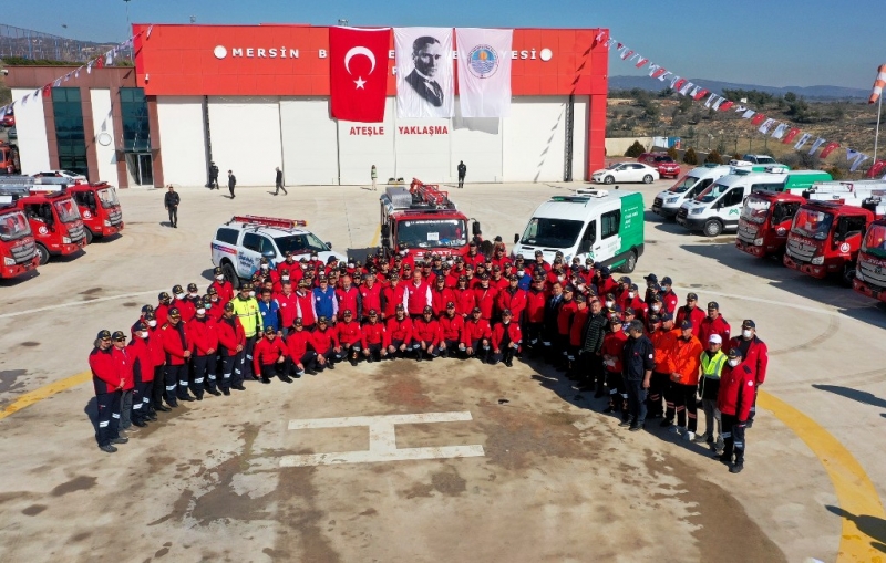  Mersin Büyükşehir Belediyesi ve MESKİ’ye 90 yeni araç hizmete başladı 