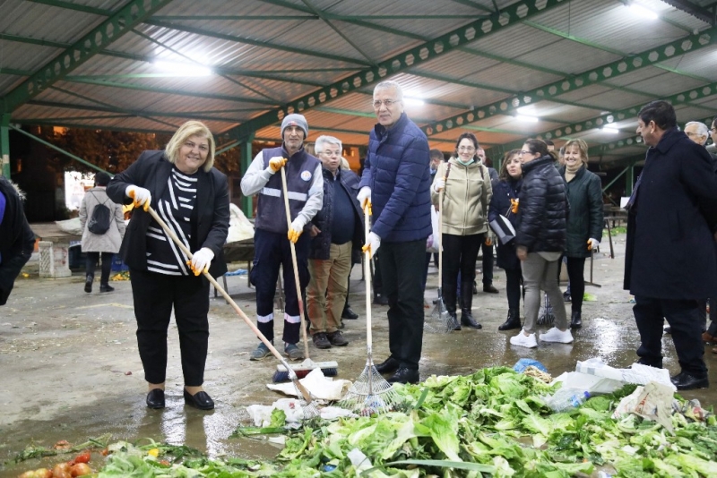 Mezitli Belediyesinin kompost projesi üniversite de tez konusu oldu 
