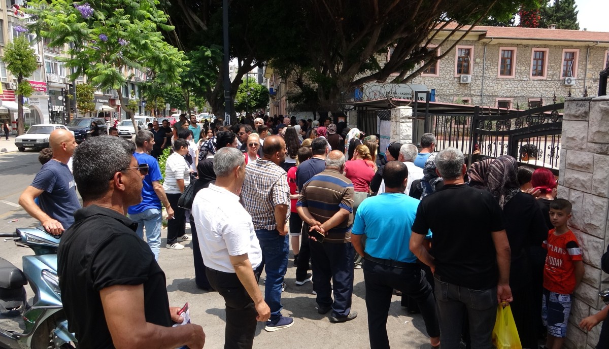 Mersin’de LGS sona erdi, öğrenciler sınavı değerlendirdi
